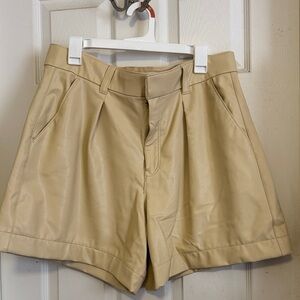 Abercrombie & Fitch High Waist Beige Shorts
